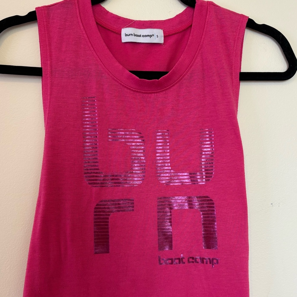 Burn Boot Camp Pink Metallic Muscle Tank Top Workout Size Small